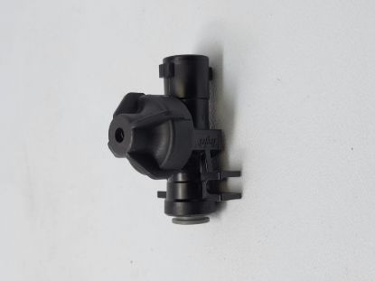 Picture of TEEJET PUSH TO CONNECT STRAIGHT CAP AND BODY W/CHEMSAVER QJ98594-3/8-5