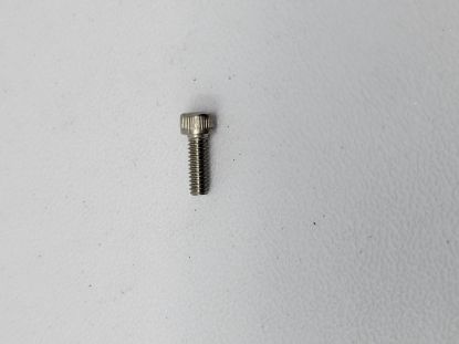 Picture of RAVEN CAP SCREW 8-32X1/2"
